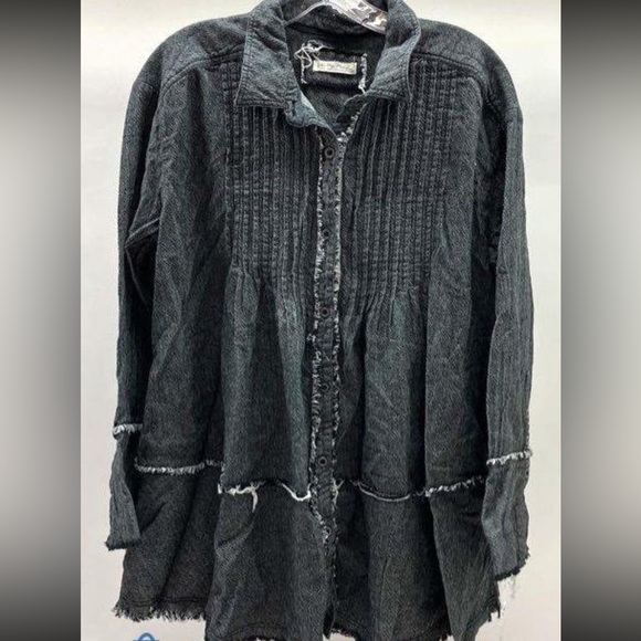 NWOT We The Free Brooks Charcoal Textured Pintuck Open Hem TunicSize L